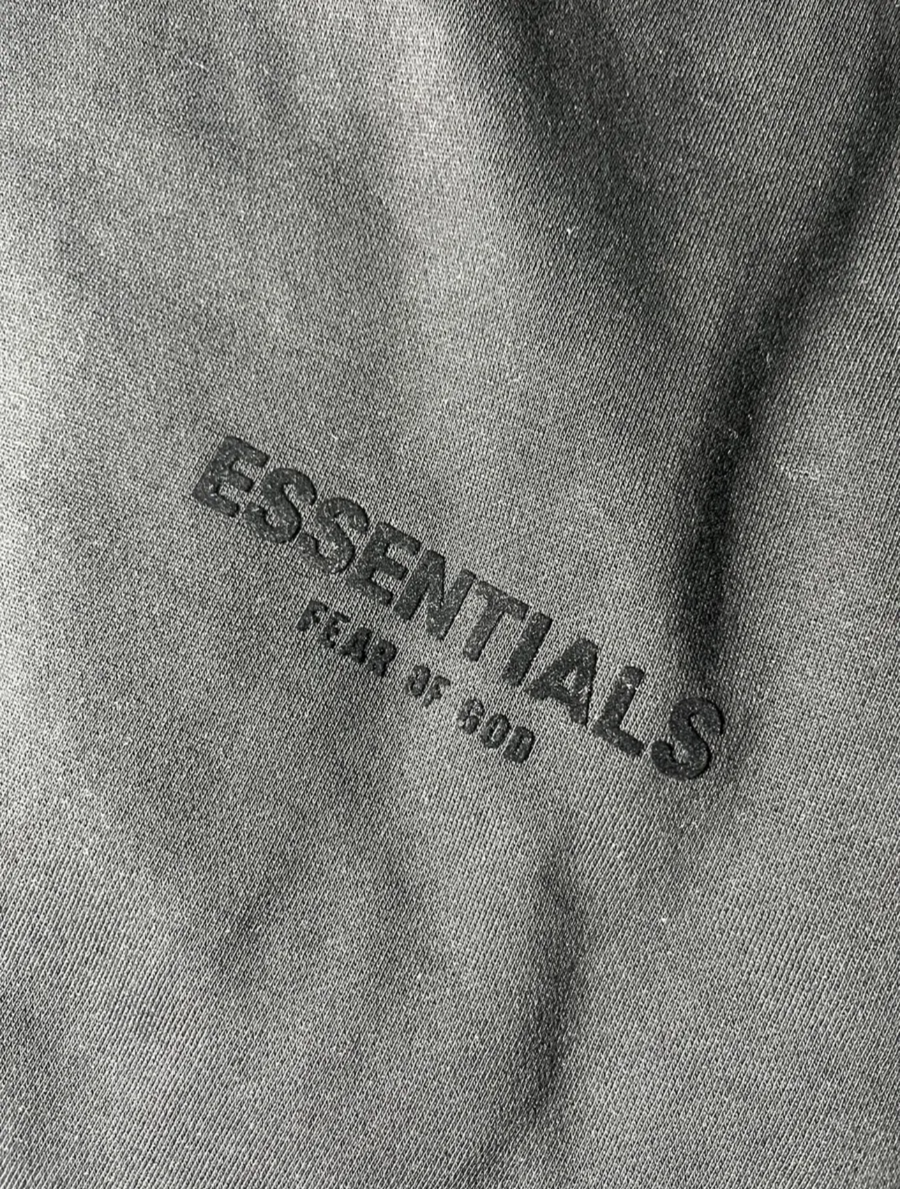 HOODIE ESSENTIALS